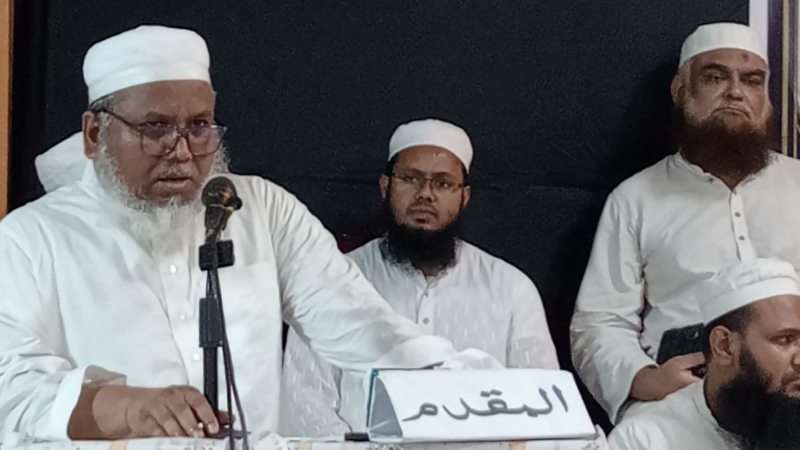 “শুধু বিল্ডিং, ক্লাসরুম কিংবা ঘর থাকলেই মাদরাসা হয় না, মাদরাসার প্রাণ হলো শিক্ষক ও শিক্ষার্থী।”