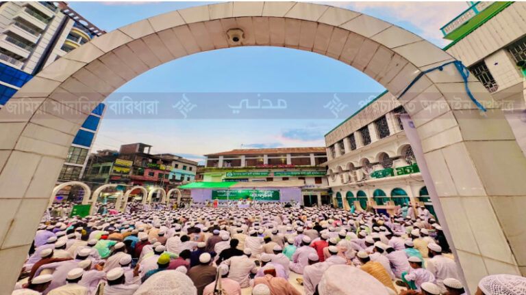 কিশোরগঞ্জে কাদিয়ানীদের অমুসলিম ঘোষণার দাবিতে মহাসম্মেলন